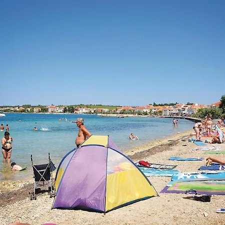 Beautiful In ペトルチャネ