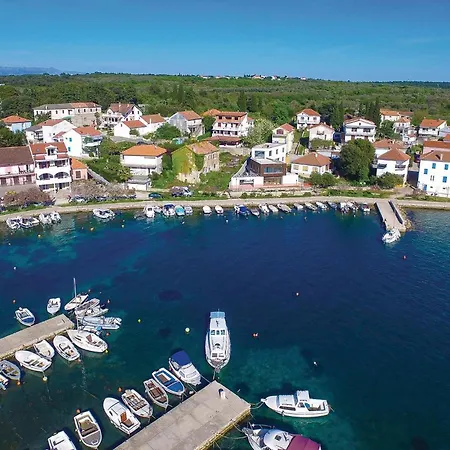 Beautiful In * ペトルチャネ